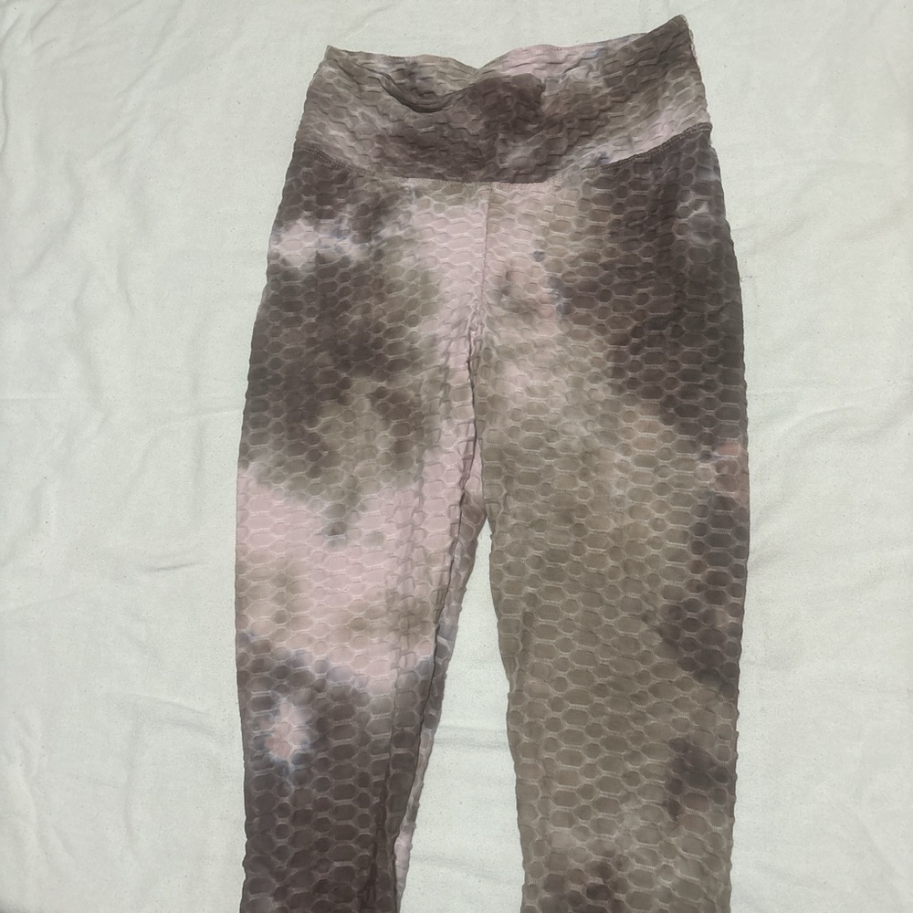 Stylish Tie-Dye Leggings
